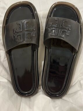 Tory Burch Women's Black Pool Slide Sandals with Embossed Logo